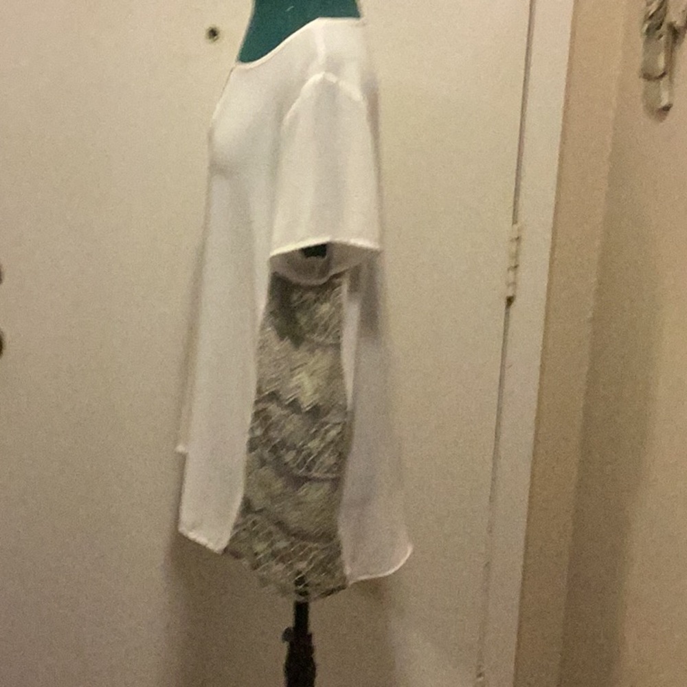 Womens lightweight Dress Blouse keyhole front open weave side panels cream - Picture 3 of 9